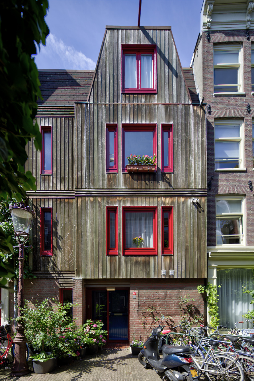 foto Violettenstraat 6-8 in Amsterdam gemaakt door Remco van Blokland